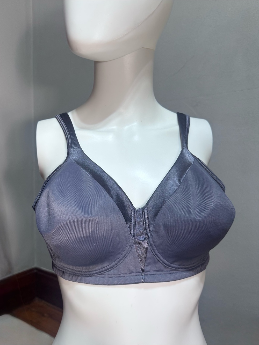 Playtex Purple-Gray Solid Underwired Full Cup Bra 40B Hook & Eye Back Closure